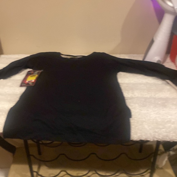 Brand new girls shirt - Picture 3 of 4